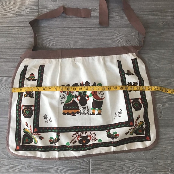 VINTAGE Made in Romania Cotton and Linen Hand Printed Apron in Cream and Brown - Picture 5 of 7